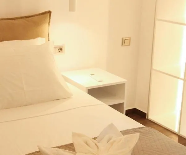 Polymnia Luxury 3*